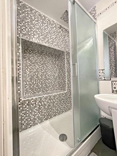 Bathroom 5, PIT STOP CIAMPINO STATION, Roma