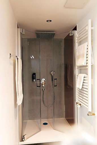 Bathroom 4, Zum Hirschen, Schwarzwald-Baar-Kreis
