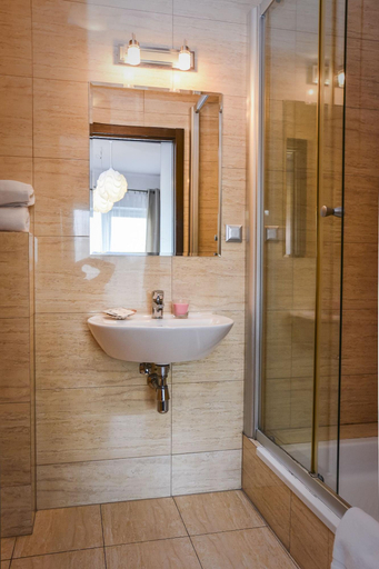 Bathroom 4, Willa Bryza, Gdynia