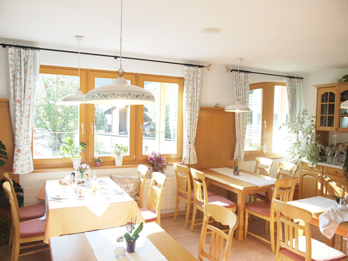 Food & Drinks 5, Apart-Garni Motnaida, Inn