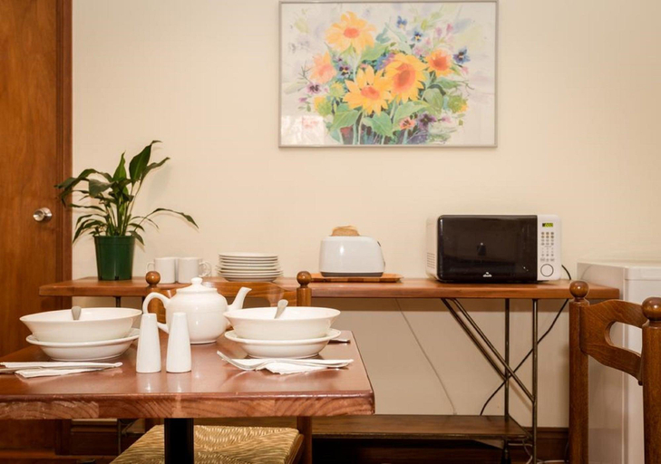 Restaurant 2, Belgravia Mountain Guesthouse, Blue Mountains