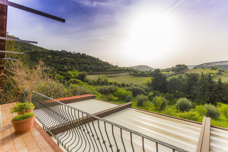 Room 4, La Tinaia Country House, Oristano