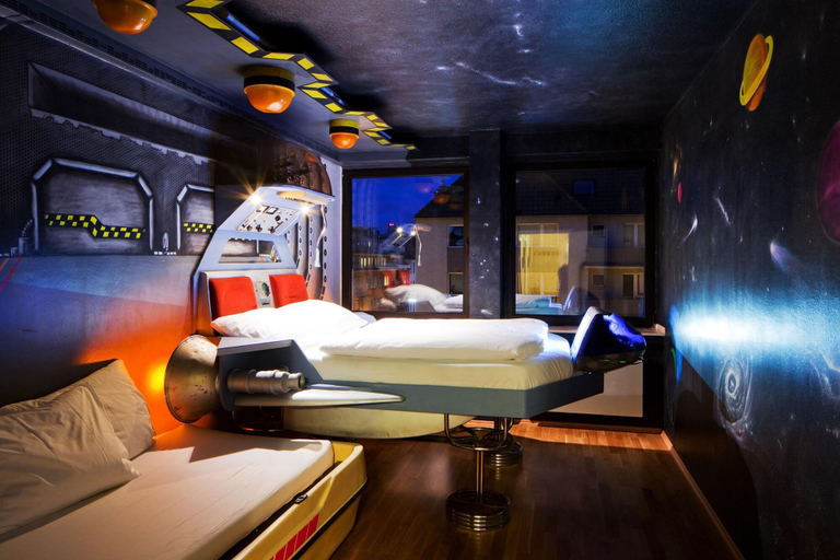 Bedroom 1, Die Wohngemeinschaft Hostel, Köln