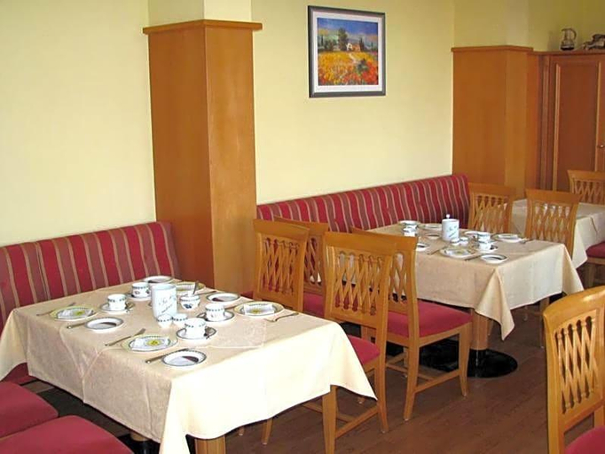Food & Drinks 4, Hotel am Platz, Burgenlandkreis