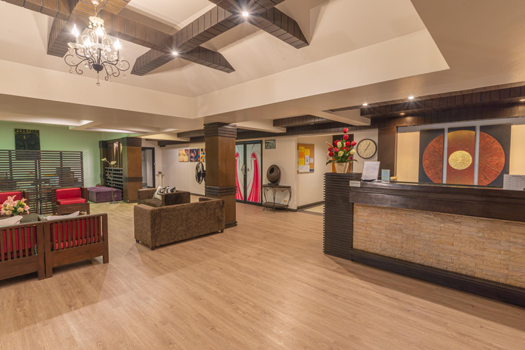 Lobby, Grand Marina Hotel, Si Racha