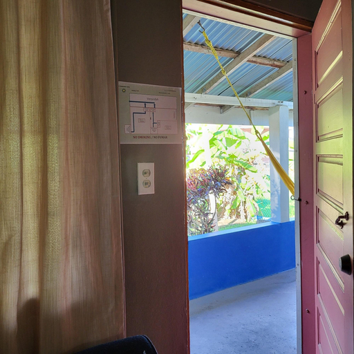 Room 5, Hacienda Tropical Guest House