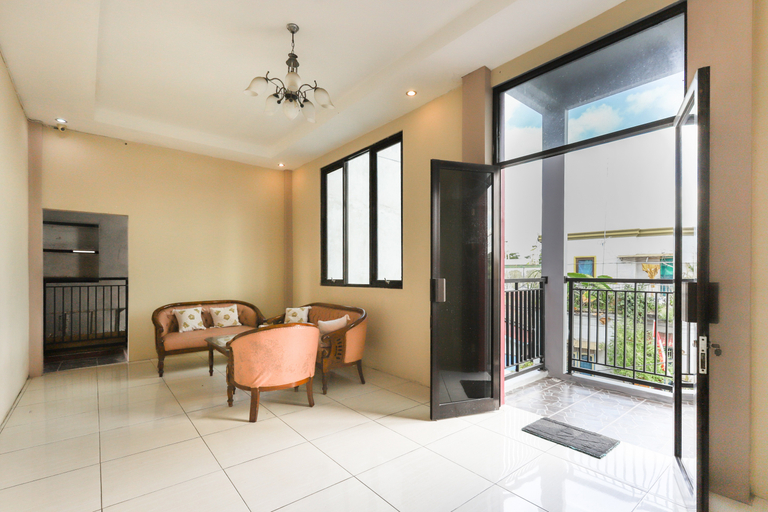 Lobby 2, OYO 3802 Wisma Cahaya Abadi, Balikpapan