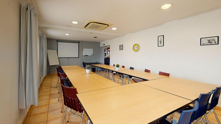 Conferences 2, Auberge EverHotel, Hautes-Pyrénées