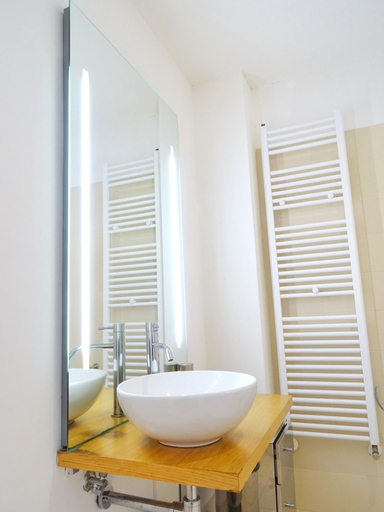 Room 4, Residence Grandi Magazzini, Nuoro
