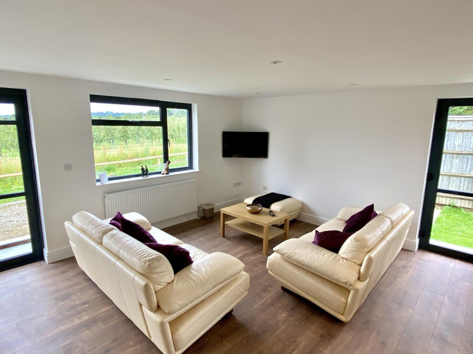 Public Area 3, Blackberry Cottage, Kent