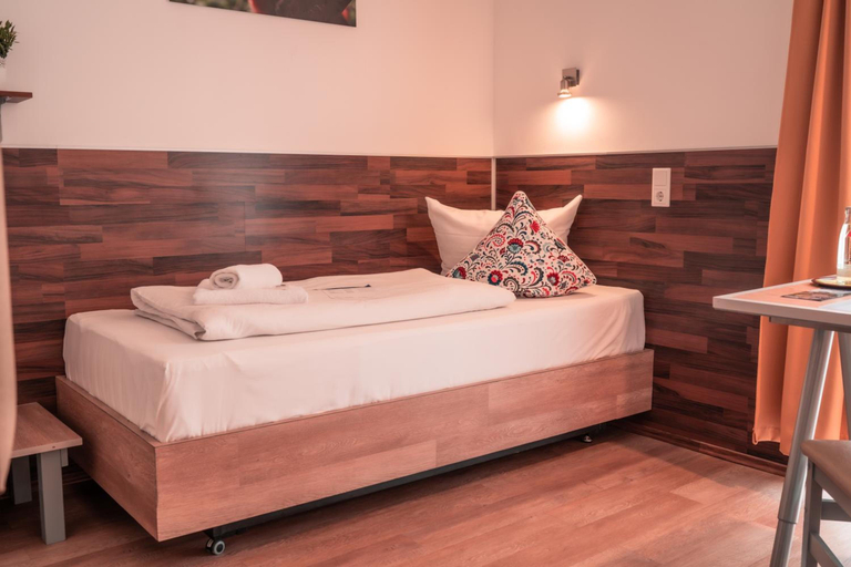 Bedroom 5, SSC Sport + Seminarcenter Radevormwald, Oberbergischer Kreis