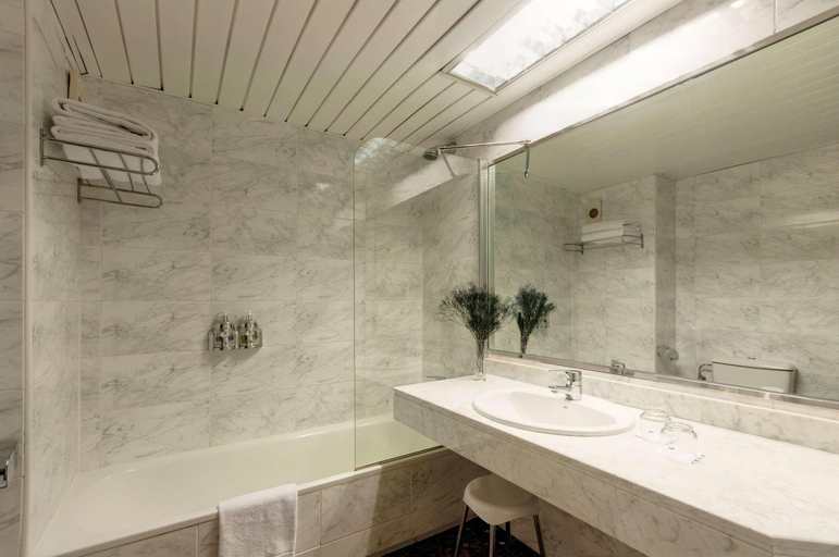 Bathroom 4, MADRID LEGANES AFFILIATED BY MELIA, Madrid