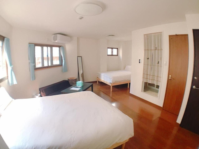 Room 2, Osaka Sinsei Guest House Daikokukan, Osaka