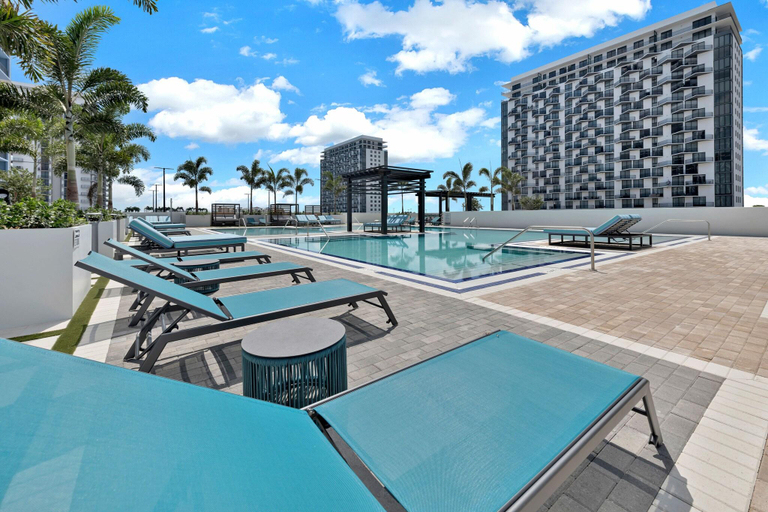 Sport & Beauty 2, Provident Grand Luxury Short Term Residences, Miami-Dade