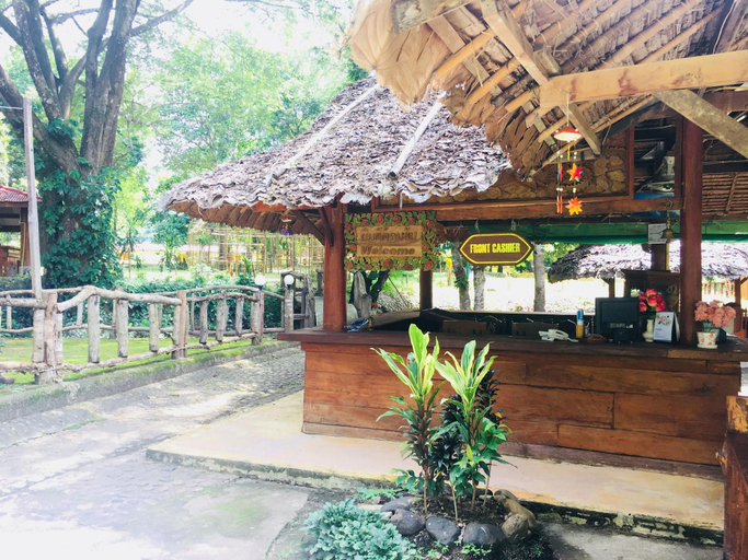 Public Area, Huainamrin Resort Maehongson The Creek, Muang Mae Hong Son