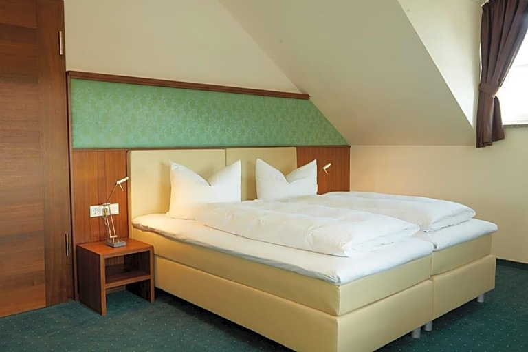 Bedroom 4, Pfaffinger Hof, Rosenheim