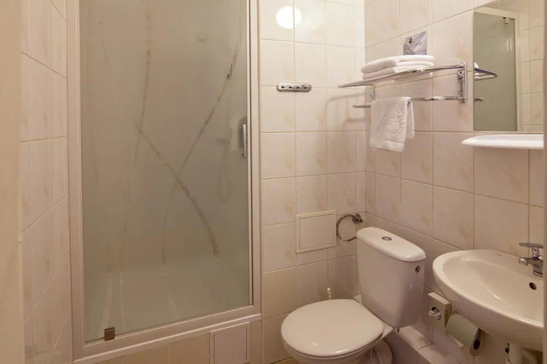 Bathroom 5, Start Hotel Aramis - Portale, Warsaw