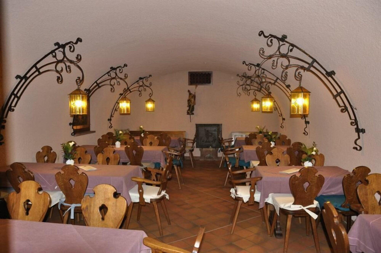 Others 4, Hotel Schmuckkaestchen, Miltenberg