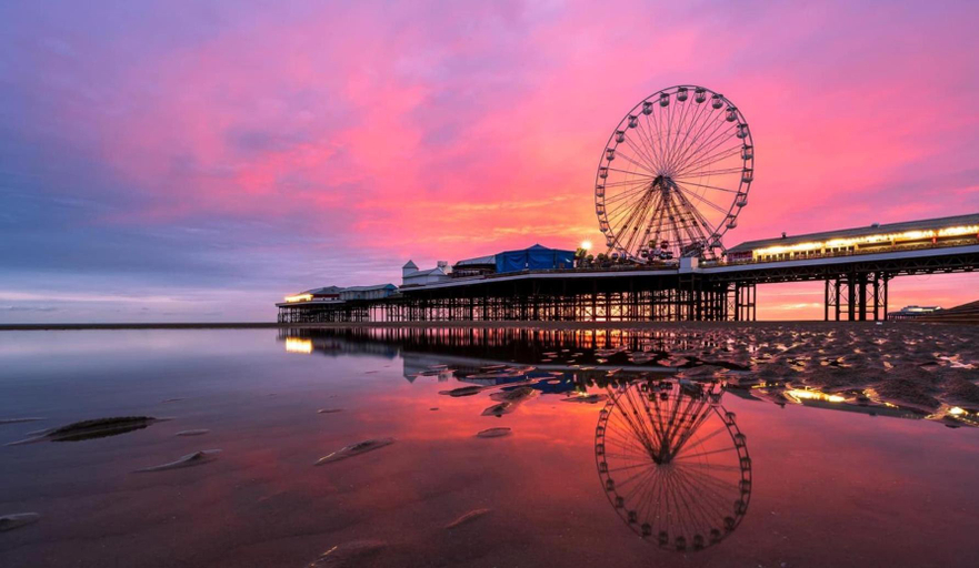 Exterior & Views 2, Blenheim Mount Hotel, Blackpool
