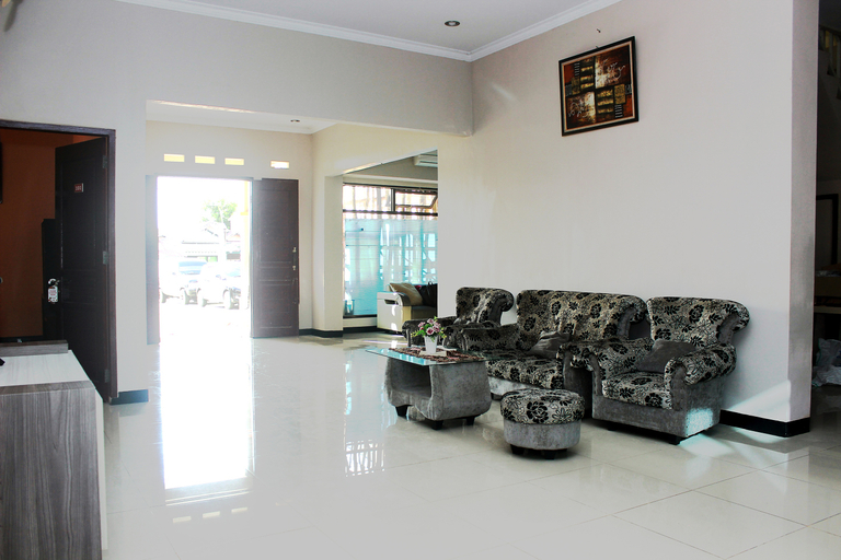 Lobby 2, 783 Grand Mentari Guest House, Bengkulu