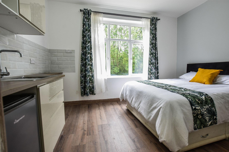 Room 3, Regency GuestHouse Manchester North, Manchester