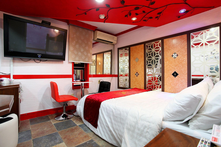 Bedroom 5, Wangsimni Corim, Seongdong