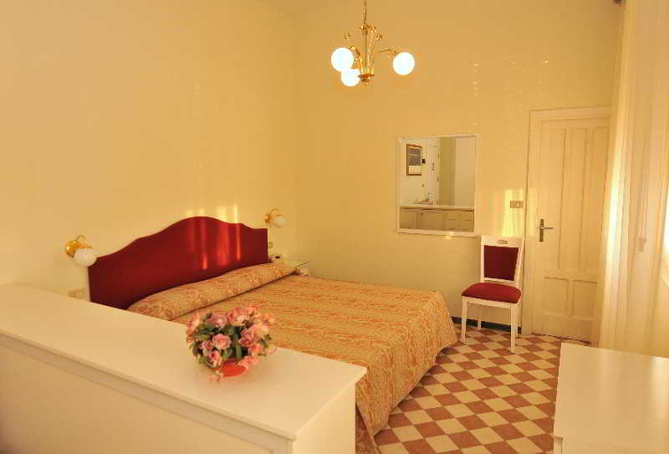 Bedroom 3, Hotel Britannia, Forli' - Cesena