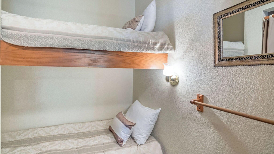 Bedroom 3, Viking Lodge , San Miguel
