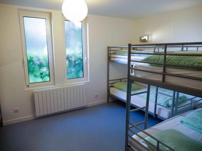 Room 5, Surf Camp Xxix, Finistère