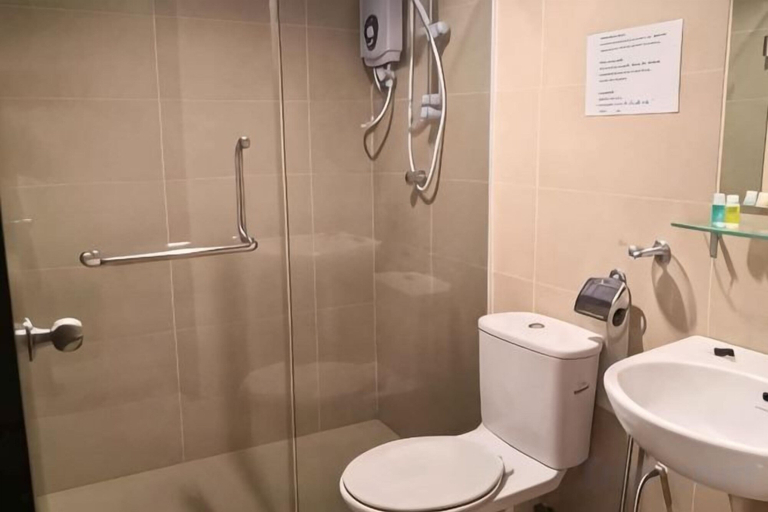 Bathroom 4, Chariton Hotel Skudai Kiri, Johor Bahru