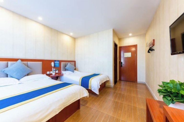 Bedroom 3, Oriental Hotel, Beijing