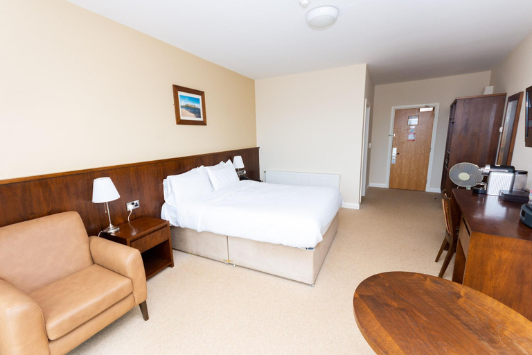 Room 2, Strandhill Lodge & Suites