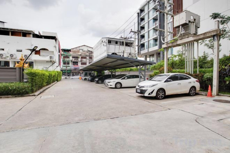 Property grounds 3, Palm Springs Nimman, Muang Chiang Mai