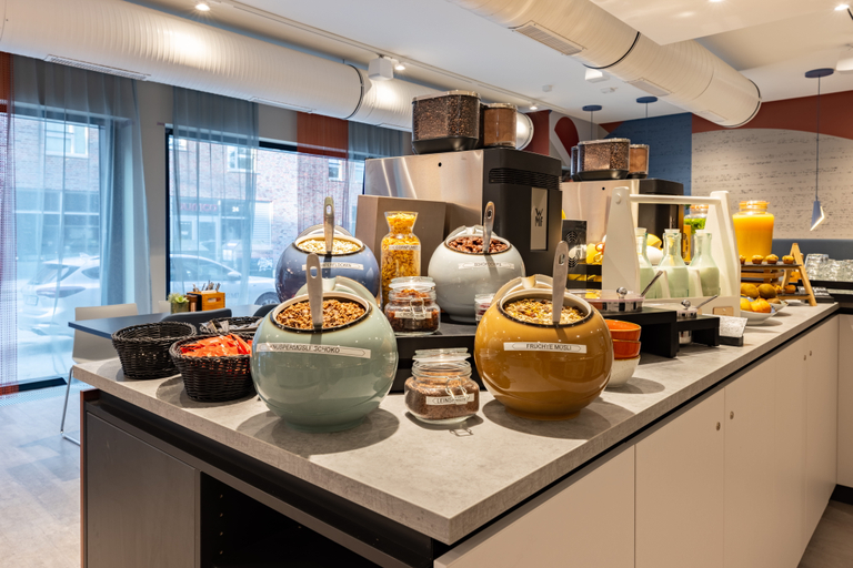 Restaurant 3, Holiday Inn - the niu Clink Hamburg Barmbek by IHG, Hamburg