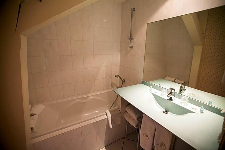 Bathroom 4, Les Prés d'Ondine, Bas-Rhin