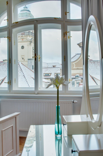 Food & Drinks 5, Charles Bridge Premium Apartments, Praha 1