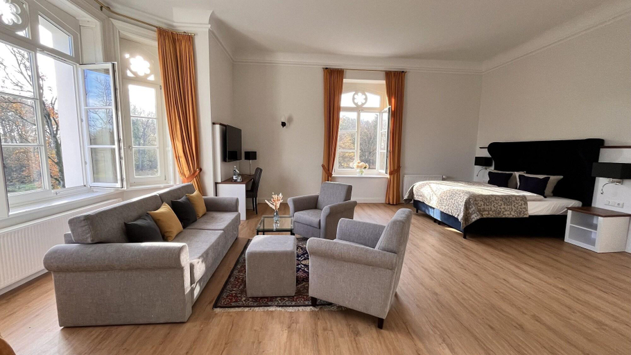 Room 2, Schloss Schlemmin, Vorpommern-Rügen