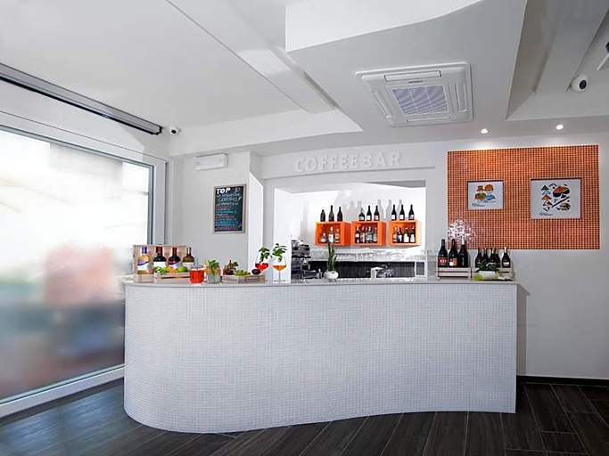 Food & Drinks 5, Hotel Casablanca, Rimini