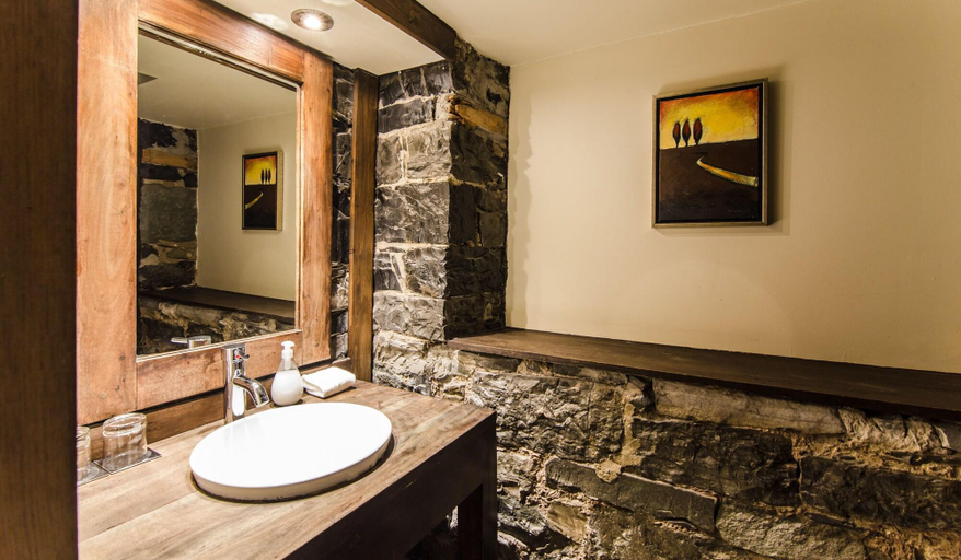 Bathroom 4, C3 - Hotel art de vivre, Communauté-Urbaine-de-Québec