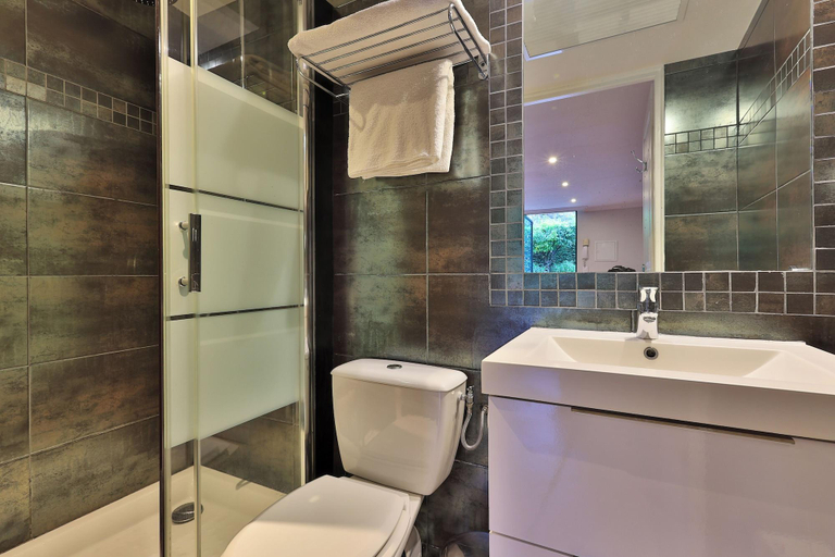 Room 4, Hôtel Emeraude , Alpes-Maritimes