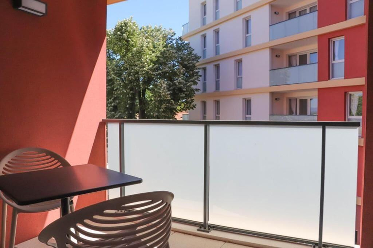 Room 2, Domitys La Majolique, Hérault