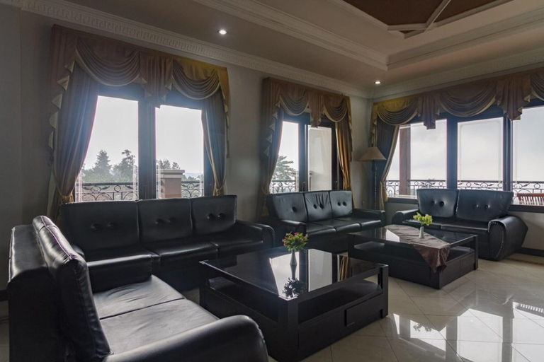 Lobby 3, Formerly RedDoorz Syariah @ Cipanas, Bogor