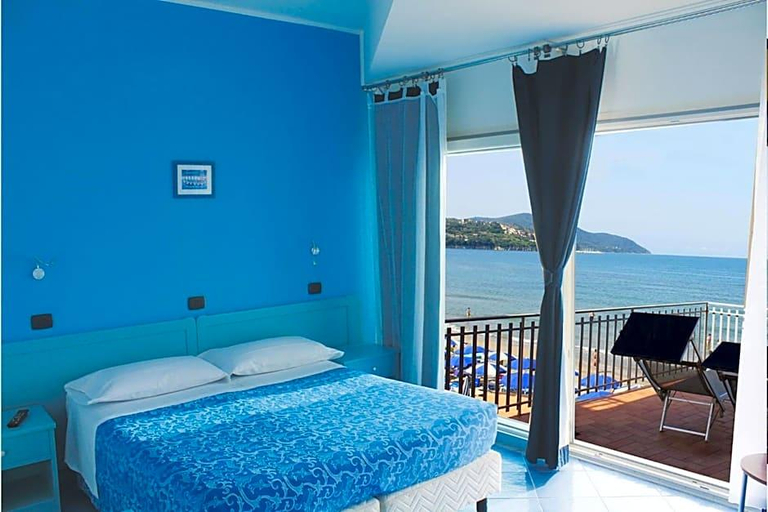 Bedroom 4, Hotel Residence La Darsena, Salerno