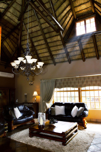 Public Area, Kassaboera Lodge, Bojanala