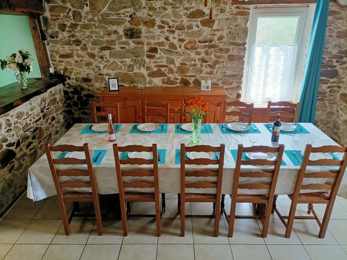 Dining 2, Gite La Morinière, Vendée