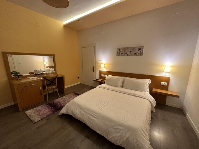 Room 4, Hotel Green House, Beratit