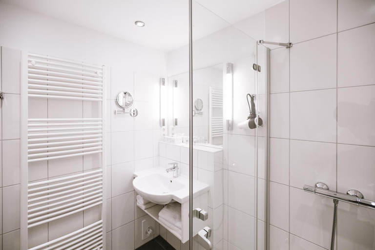 Bathroom 4, Stadt Kassel, Schaumburg