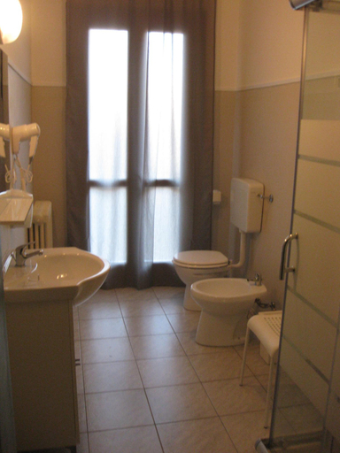 Bathroom 5, Low Cost Ferrara, Ferrara