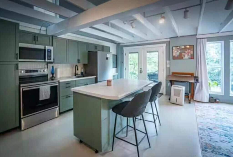 Private kitchen, The Cottage, Gasconade