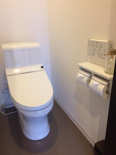 Bathroom 4, Pensione Uno, Niseko